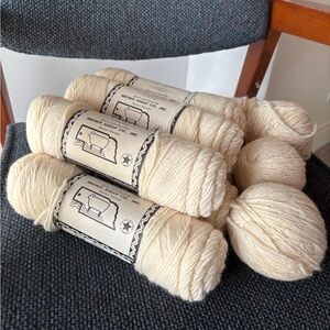 Brown Sheep Co. Lamb’s Pride Worsted Weight Wool Yarn Creme